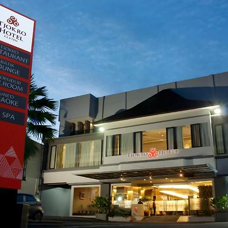 โรงแรมทโจโกร คลาเทน Klaten ภายนอก รูปภาพ