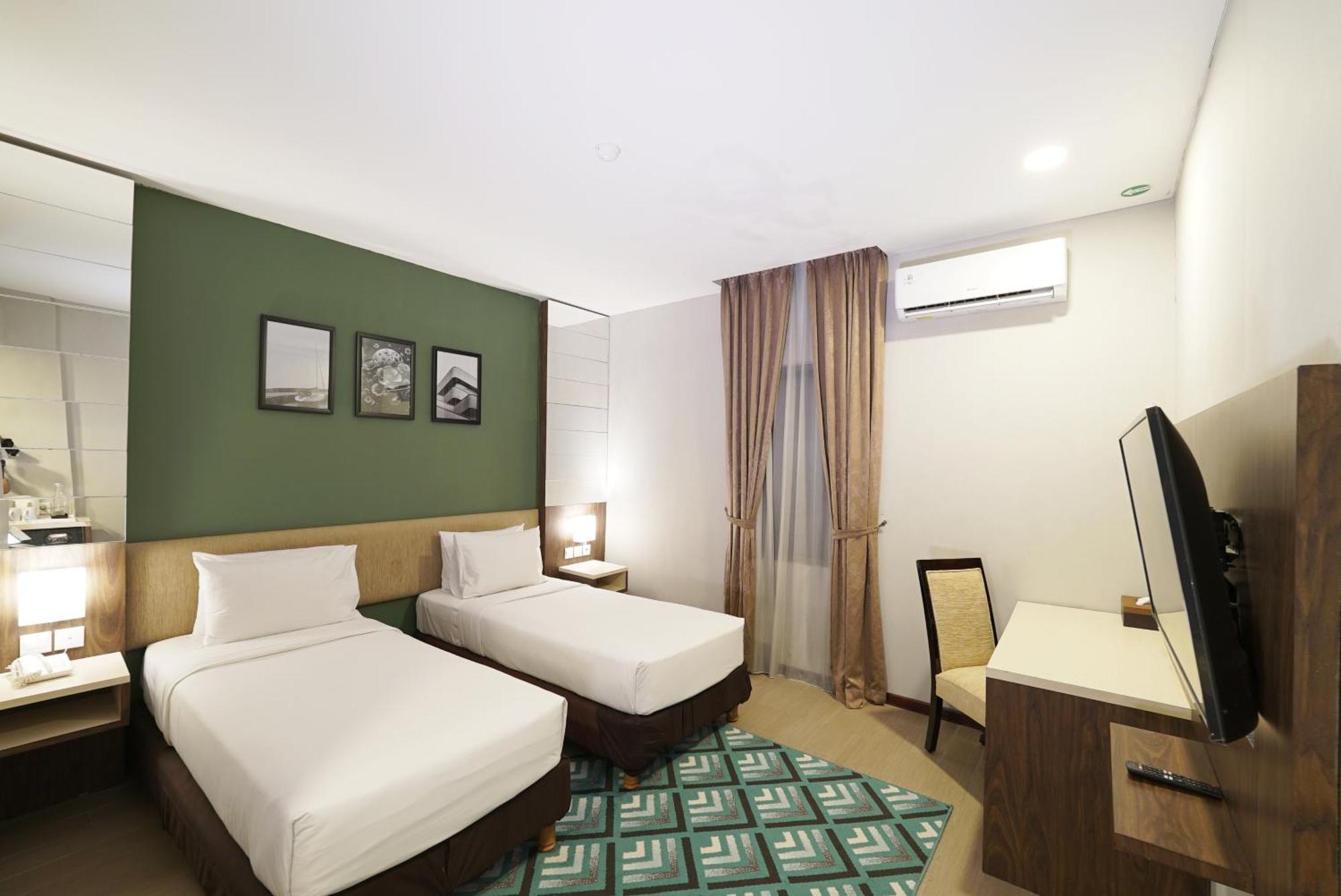 โรงแรมทโจโกร คลาเทน Klaten ภายนอก รูปภาพ
