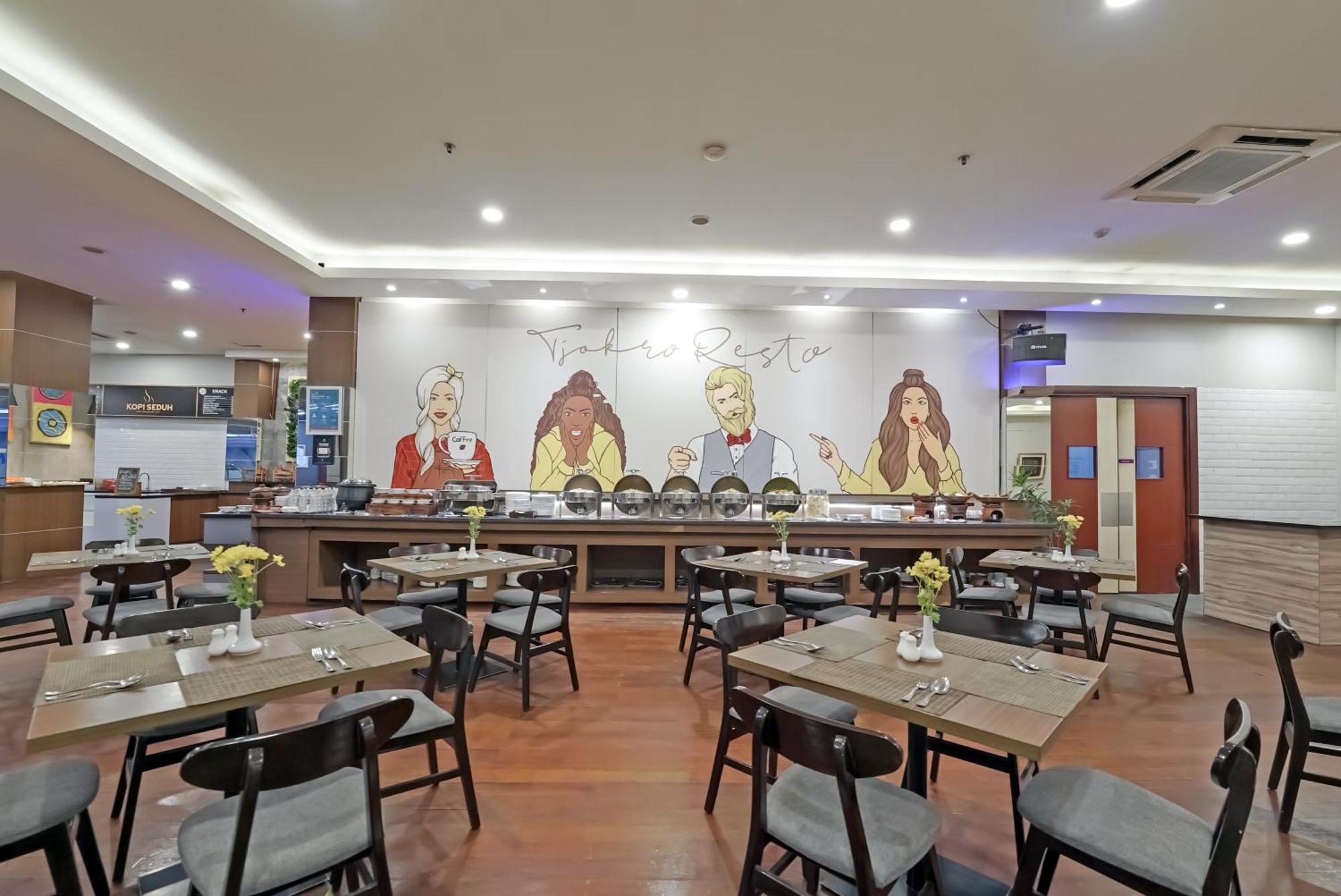 โรงแรมทโจโกร คลาเทน Klaten ภายนอก รูปภาพ